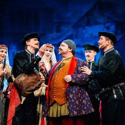 Спектакль «Ханума»