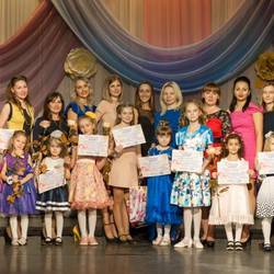 Концертно-конкурсная программа «Дочки-матери»