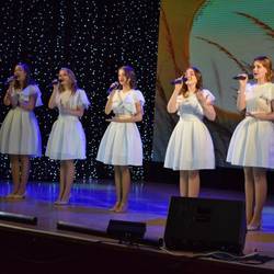 Праздничный концерт «Бог есть любовь»